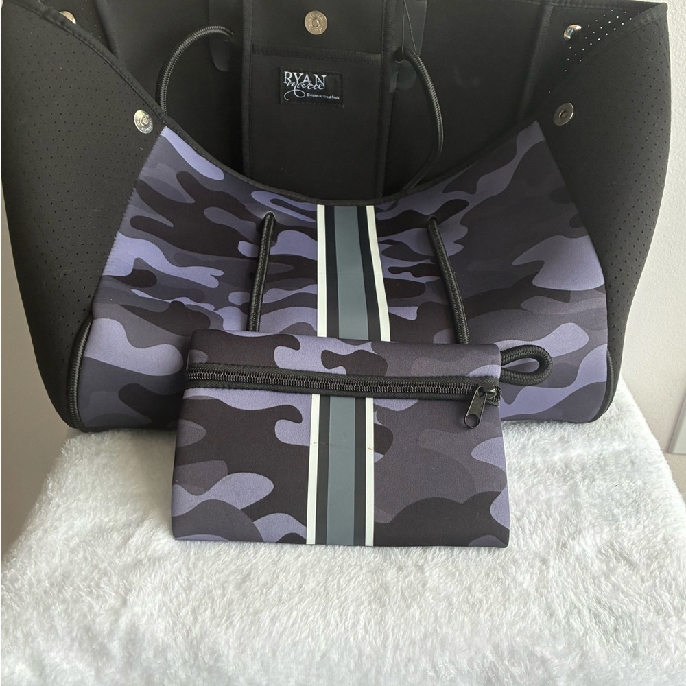 Neoprene Purple Camo Tote with Pouch